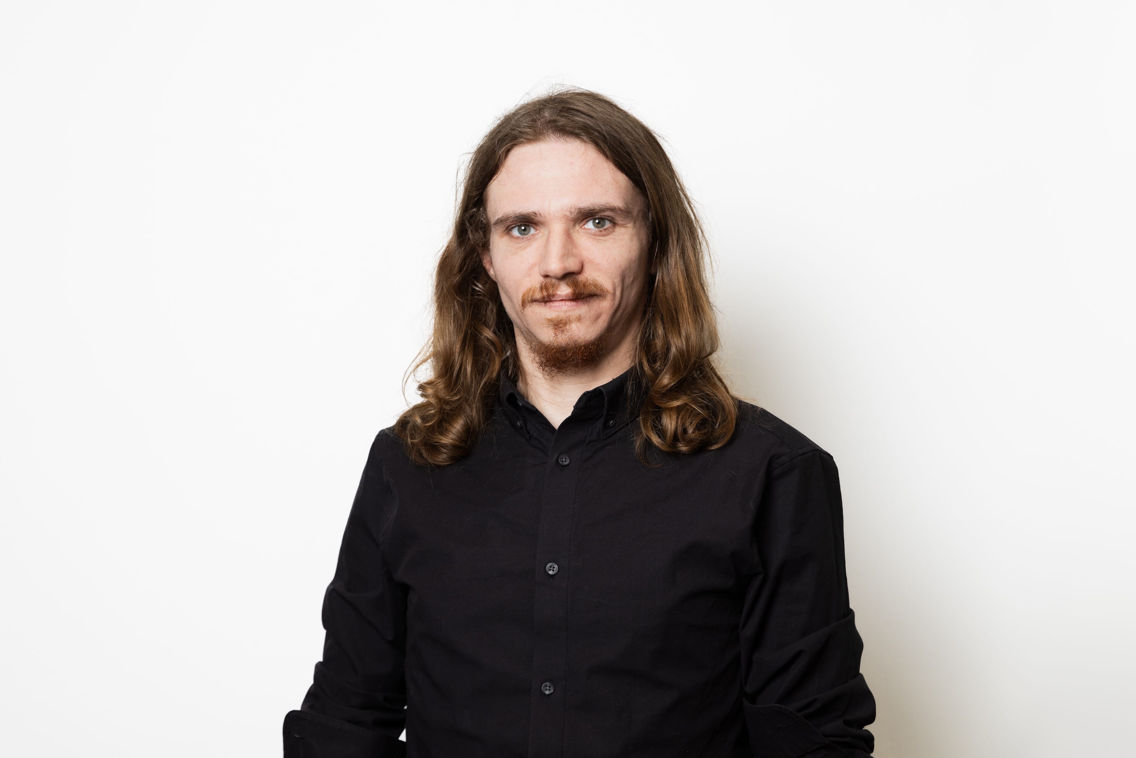 Leo-Manson-Internal-Sales